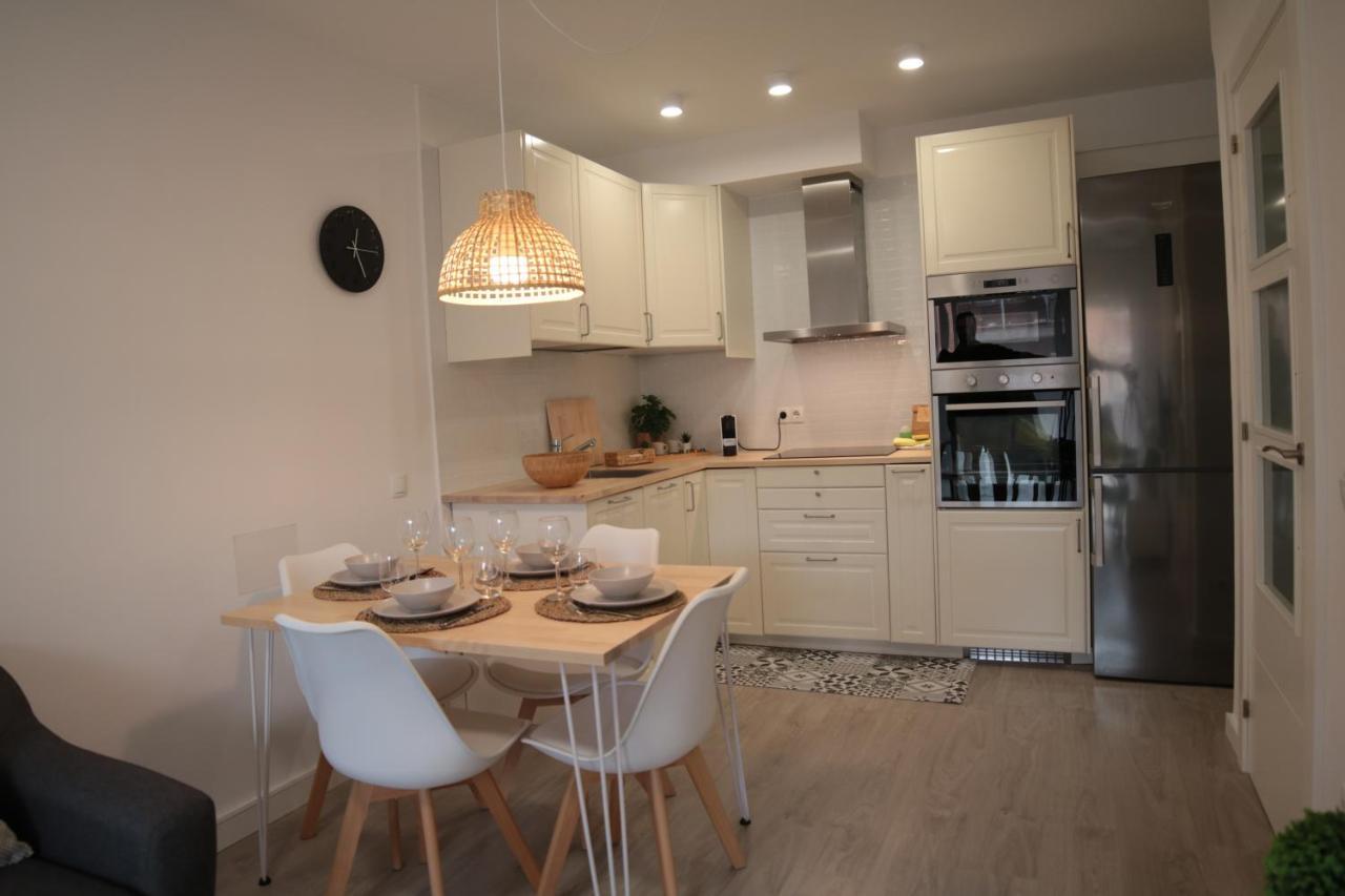 Modern Apartament Al Costat Del Parc De La Devesa Girona Exteriör bild