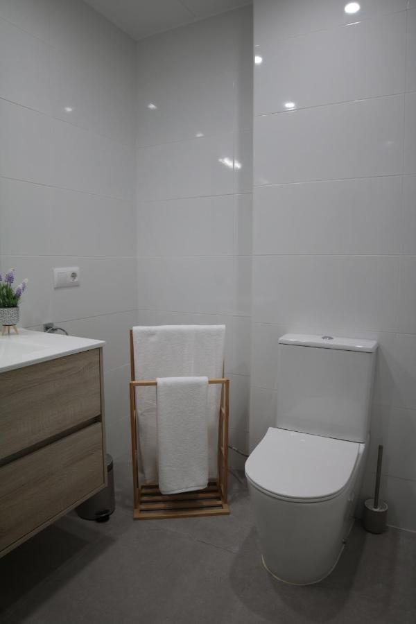 Modern Apartament Al Costat Del Parc De La Devesa Girona Exteriör bild