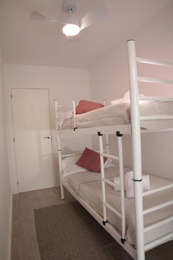 Modern Apartament Al Costat Del Parc De La Devesa Girona Exteriör bild