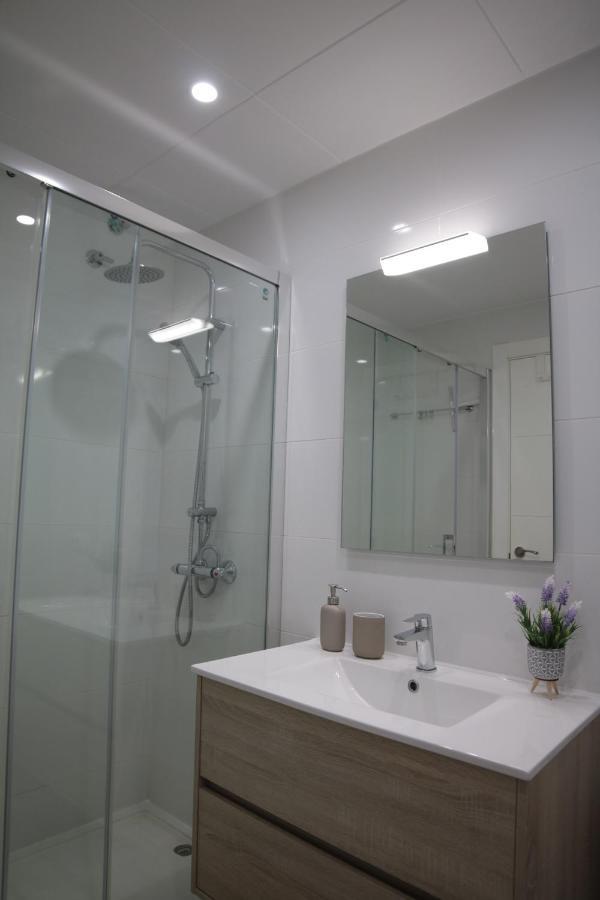 Modern Apartament Al Costat Del Parc De La Devesa Girona Exteriör bild